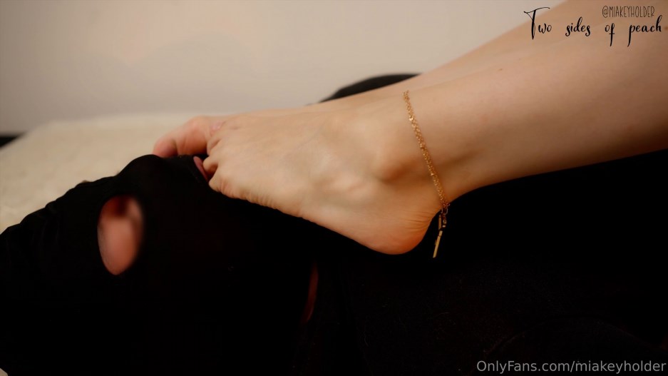 My Feet Are Clean And Relaxed Now – Two Sides Of Peach My Feet Are Clean And Relaxed Now – Two Sides Of Peach